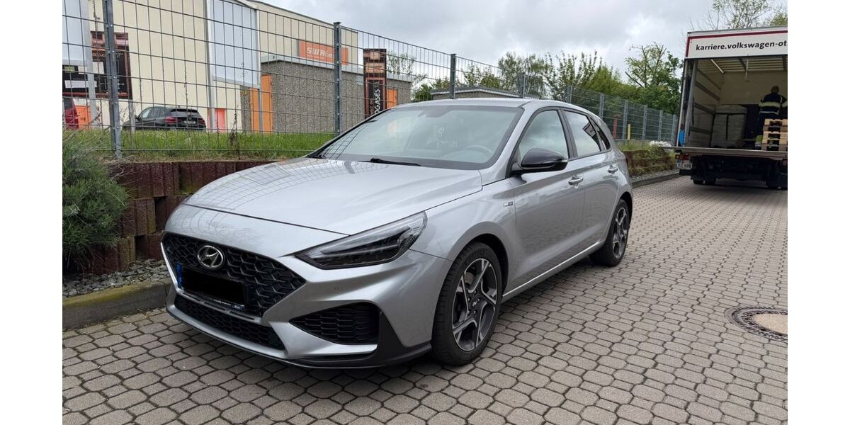 Hyundai i30 30.000 km 16.980 &euro; Riesa 01587