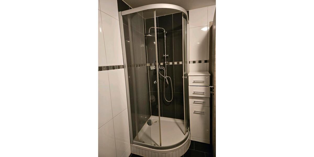 Erdgeschoßwohnung Neustadt an der Donau - 2 Zimmer, 82 m&sup2;, 700&euro; | Angebot:26394267