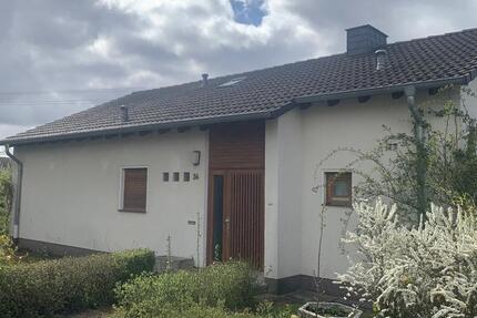 Haus Netphen - 6 Zimmer, 120 m&sup2;, 180.000&euro; | Angebot:26580428