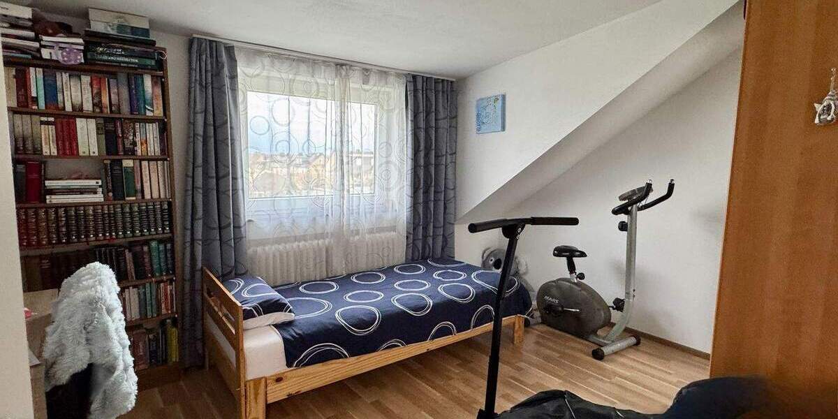 Etagenwohnung Stolberg Münsterbusch - 3 Zimmer, 65 m&sup2;, 109.000&euro; | Angebot:24423323