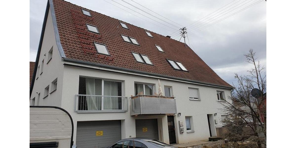 Dachgeschoßwohnung Bisingen - 2 Zimmer, 45 m&sup2;, 500&euro; | Angebot:26670376