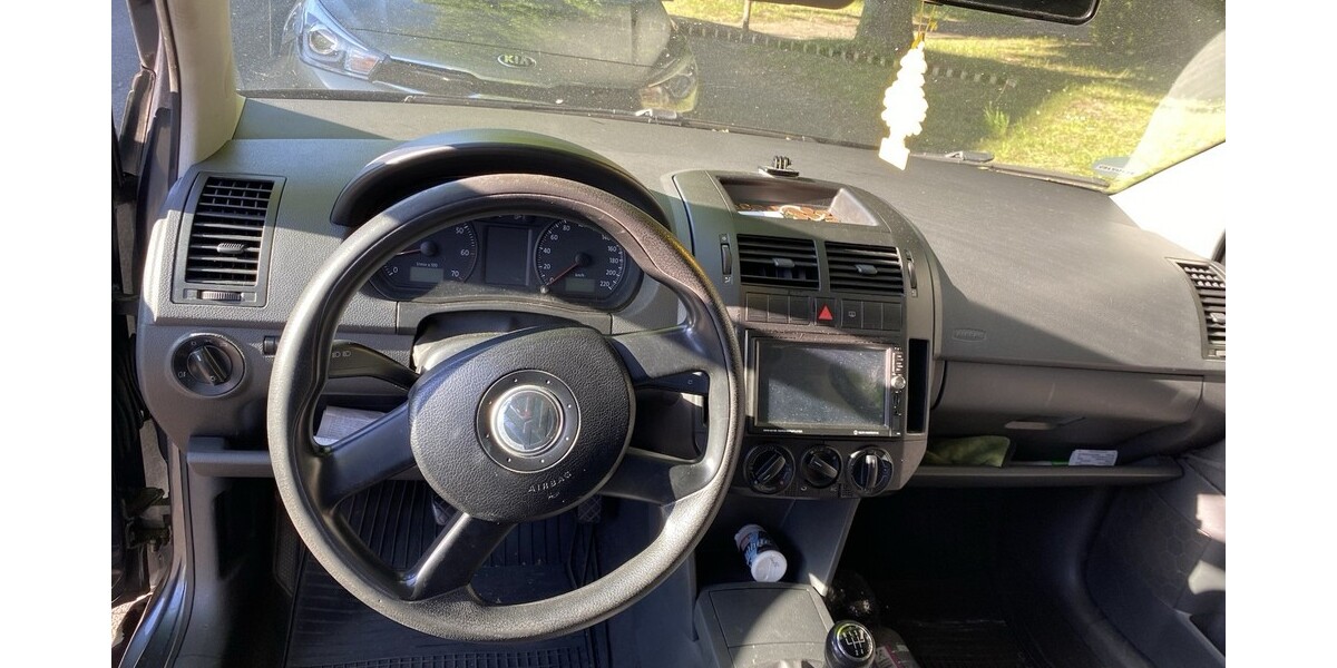 VW Polo 270.000 km 1.900 € Neuss 41460