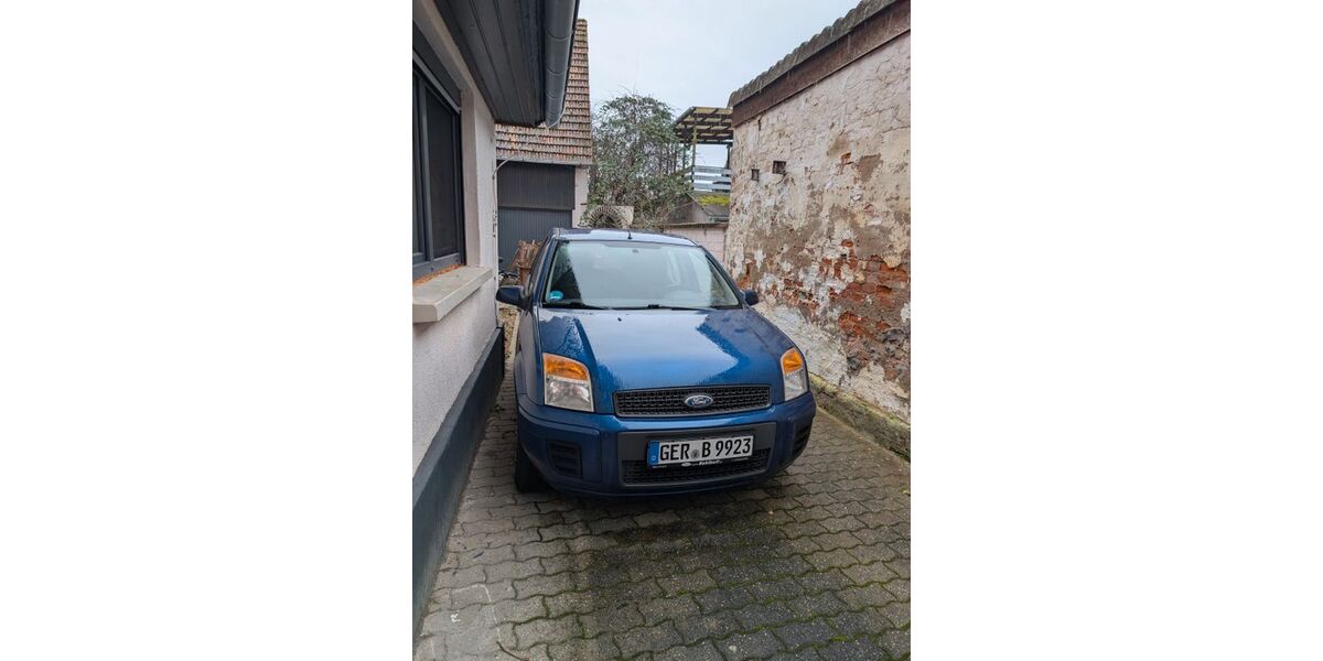 Ford Fusion 106.913 km 3.190 &euro; Kandel 76870