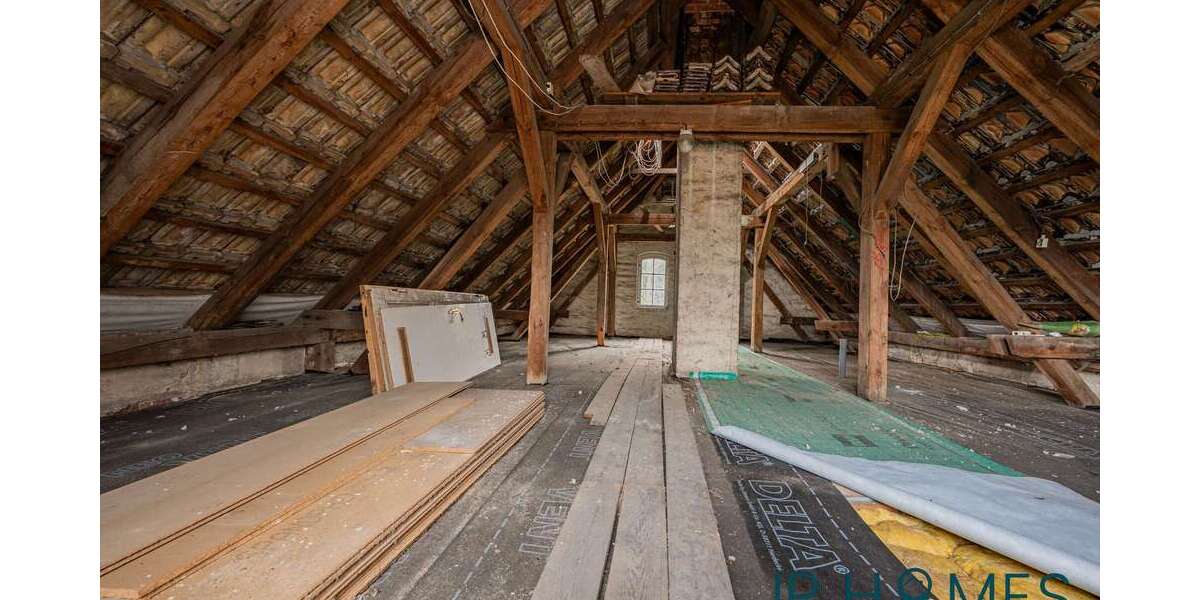 Zweifamilienhaus in ruhiger Naturlage mit Wassernähe– saniertes ehemaliges Bahnhofs-Häuschen - Zweifamilienhaus Sternebeck | Angebot:26095138