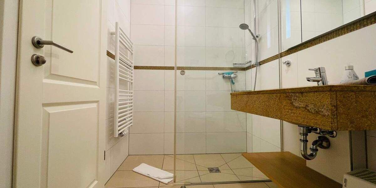 Etagenwohnung Middelhagen Mariendorf - 3 Zimmer, 230.000&euro; | Angebot:25691785