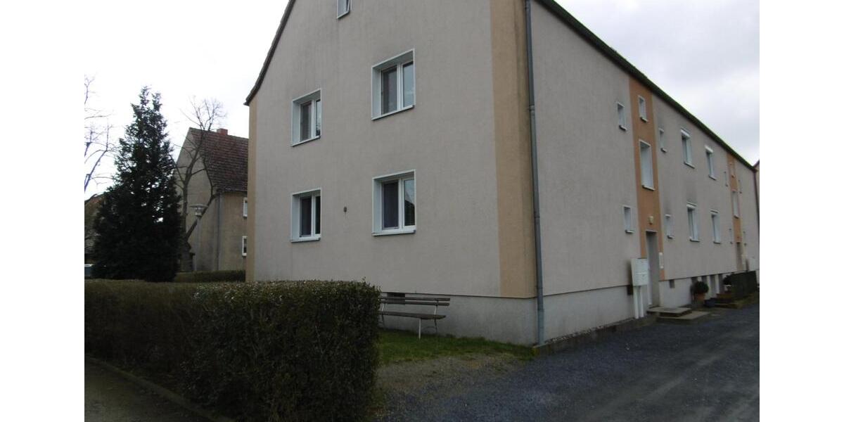 Erdgeschoßwohnung Gröditz - 1 Zimmer, 36 m&sup2;, 190&euro; | Angebot:25438190