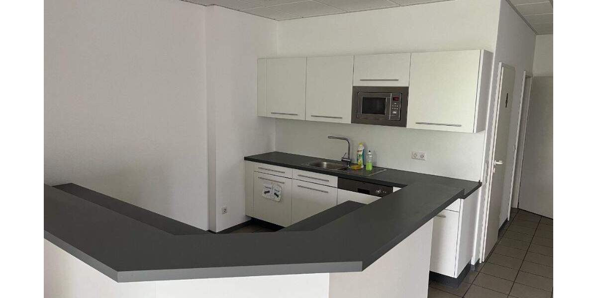 Gewerbeobjekt Gießen Kleinlinden - 6 Zimmer, 1.950&euro; | Angebot:25695832