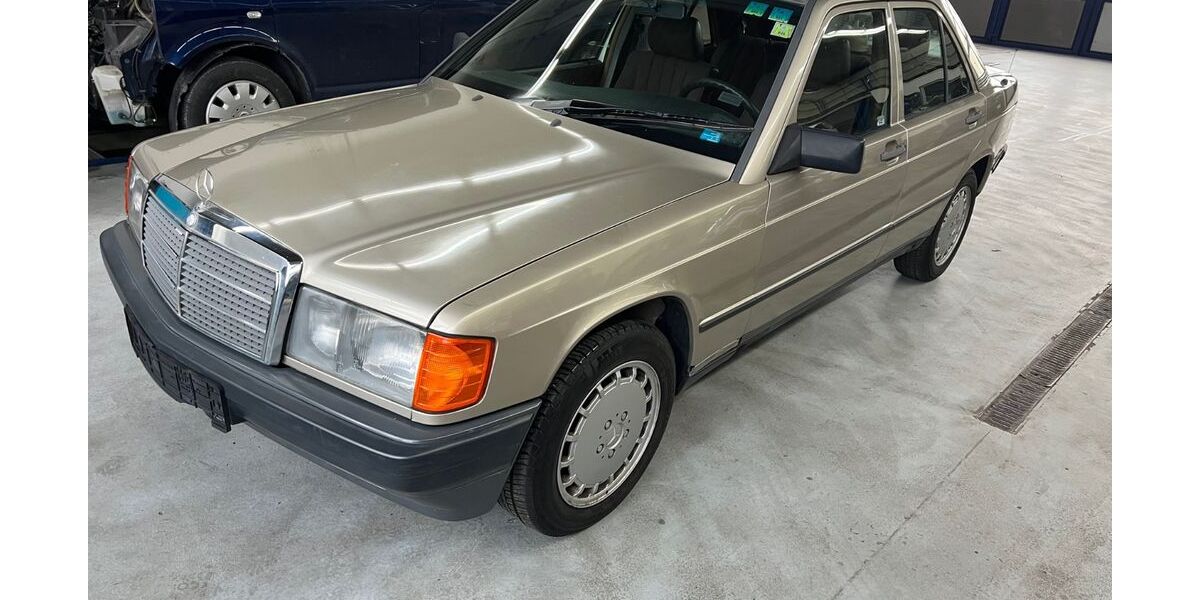 Mercedes-Benz 190 332.000 km 5.900 &euro; Gosberg 91361