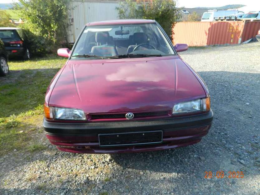 Mazda 323 116.000 km 1.800 € Fuerth 64658