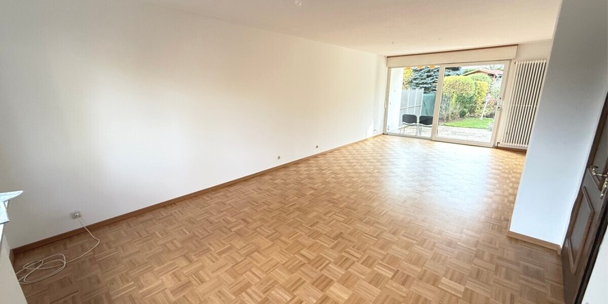 Schwalbach: Reihenendhaus mit viel Platz und großem Garten für Ihre Familie - Reihenendhaus Schwalbach | Angebot:27108464