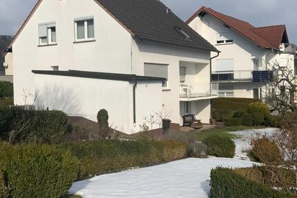 Haus Petersberg - 10 Zimmer, 150 m&sup2;, 1.400&euro; | Angebot:25046799