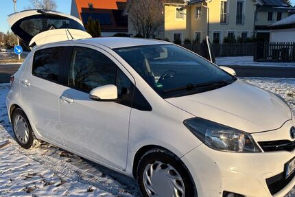 Toyota Yaris 127.122 km 7.400 &euro; Ismaning 85737