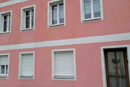 Haus Pfreimd - 8 Zimmer, 250 m&sup2;, 349.000&euro; | Angebot:27271093