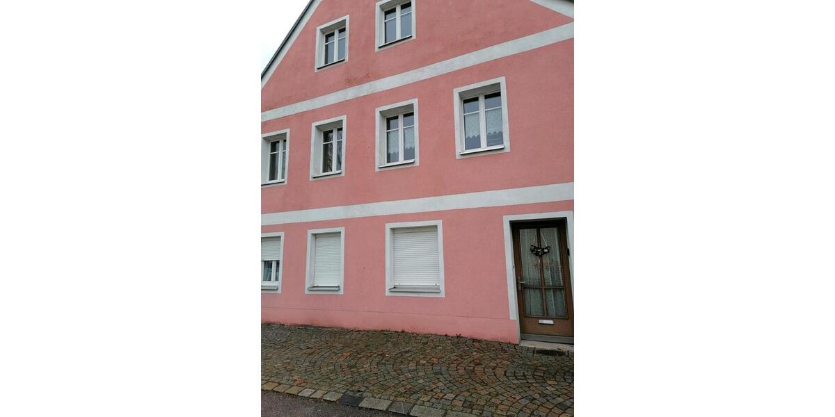 Mehrfamilienhaus, Wohnhaus Pfreimd - 8 Zimmer, 250 m&sup2;, 349.000&euro; | Angebot:27271093
