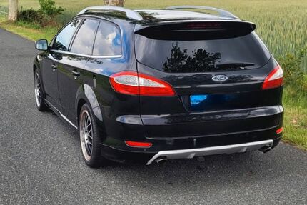 Ford Mondeo 278.000 km 7.000 &euro; Zeven 27404
