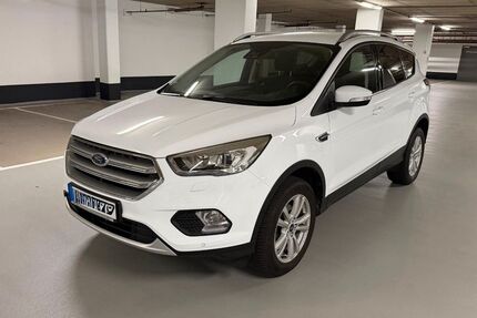 Ford Kuga 81.000 km 11.800 &euro; Heidelberg 69115