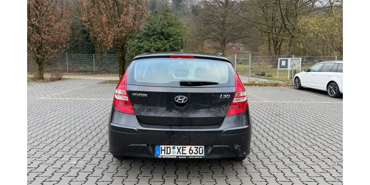 Hyundai i30 199.000 km 2.400 &euro; Weinheim 69469