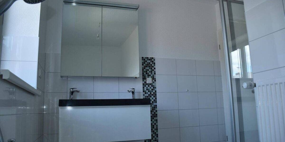 Doppelhaushälfte Reinfeld - 4 Zimmer, 95 m&sup2;, 348.000&euro; | Angebot:26402272