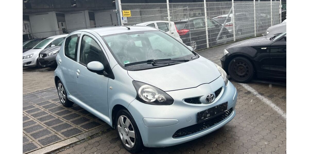 Toyota Aygo (X) 188.505 km 1.299 € Nürnberg 90439