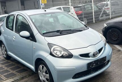 Toyota Aygo (X) 188.505 km 999 € Nürnberg 90439