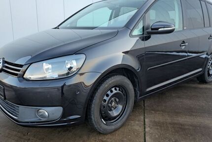 VW Touran 109.850 km 9.890 &euro; Werther 99735