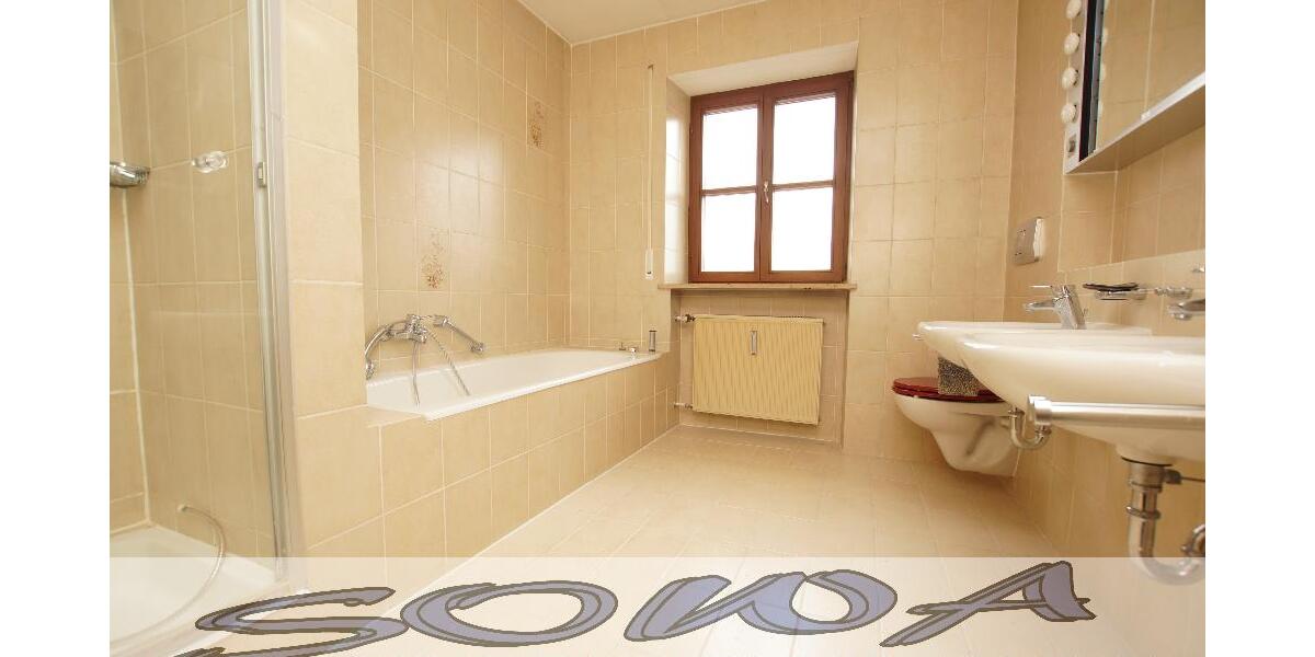 Mehrfamilienhaus mit 5 Wohneinheiten, zwei Garagen und Garten in zentraler Lage in Neuburg - Ein Objekt von Ihrem Immobilienpartner SOWA Immobilien und Finanzen - Mehrfamilienhaus, Wohnhaus Neuburg an der Donau | Angebot:26299735