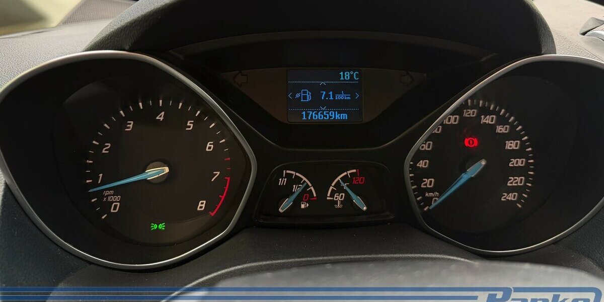 Ford Grand C-Max Champions Edition*SHZ*PDCv+h* 176.659 km 4.100 &euro; Berlin 13187