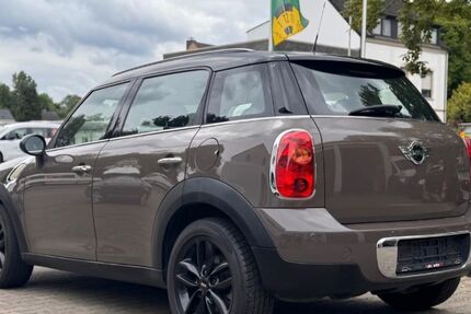 Mini Countryman D (Cooper) 185.000 km 4.200 &euro; Oberhausen 46047