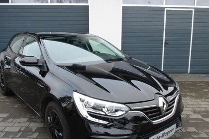 Renault Megane 109.224 km 7.999 &euro; Rathenow 14712