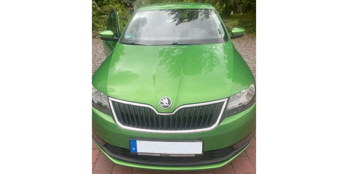 Skoda Rapid 85.500 km 9.900 &euro; Dingolfing 84130