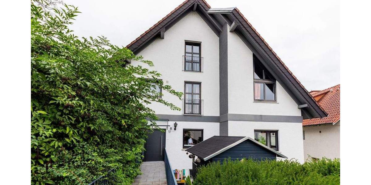 Mehrfamilienhaus, Wohnhaus Bischofsheim - 8 Zimmer, 229 m&sup2;, 695.000&euro; | Angebot:25768288