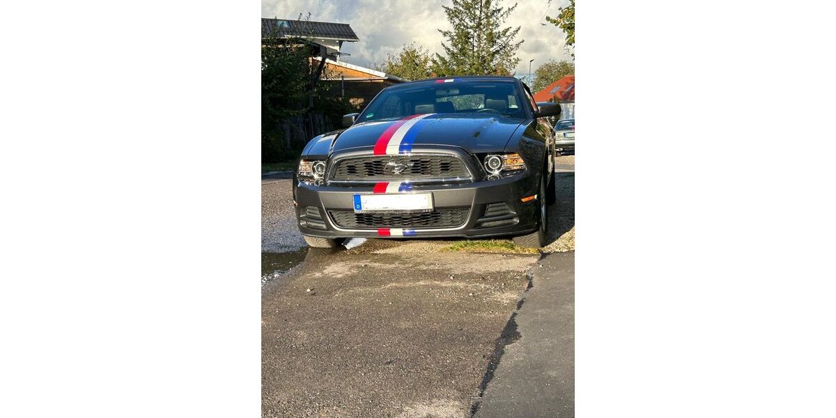 Ford Mustang 118.000 km 17.800 &euro; Puchheim 82178