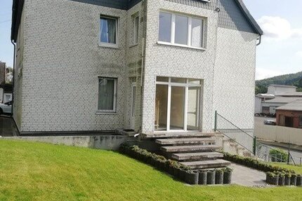 Eschershausen, 3 Familienhaus - Haus Eschershausen Wickensen | Angebot:16731582