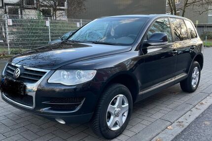 VW Touareg 295.000 km 5.000 &euro; Köln 51149