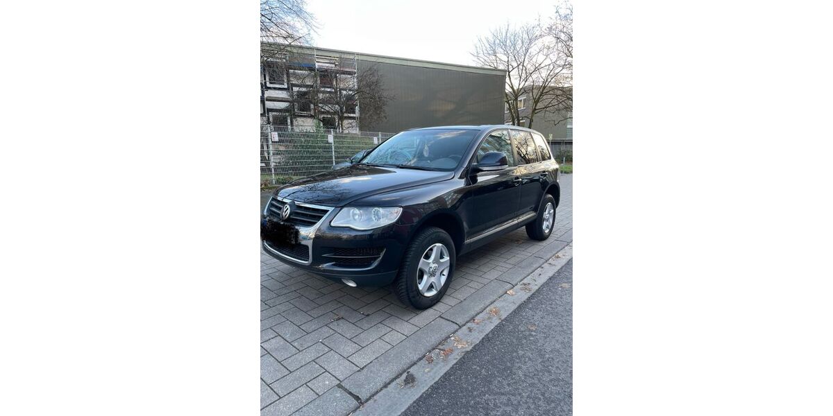 VW Touareg 295.000 km 5.000 &euro; Köln 51149