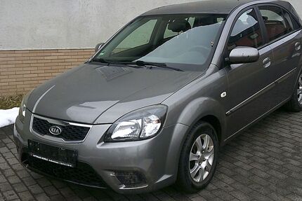 Kia Rio 145.220 km 999 &euro; Eisfeld 98673