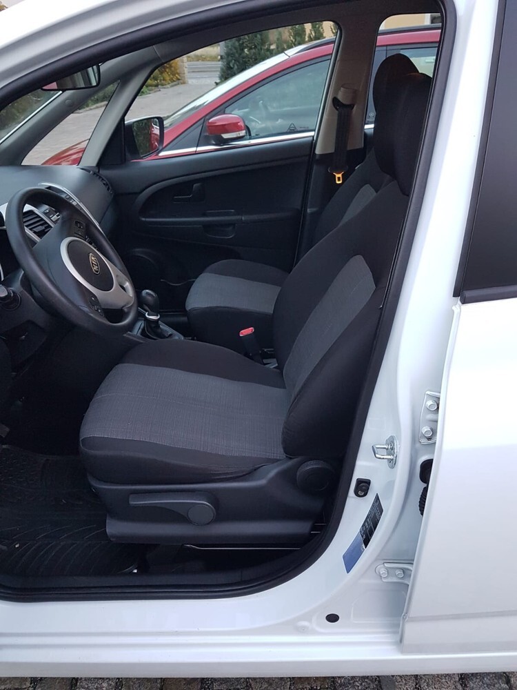 Kia Venga 101.000 km 7.500 € Dresden 01067