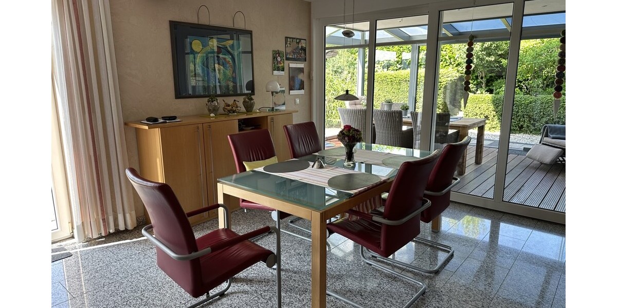 Großzügiges Wohnen und Arbeiten vereint: Einfamilienhaus mit Gewerbeeinheit! 10 zimmer