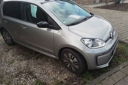 VW e-up! 39.800 km 12.000 &euro; Selfkant Nordrhein-Westfalen 52538