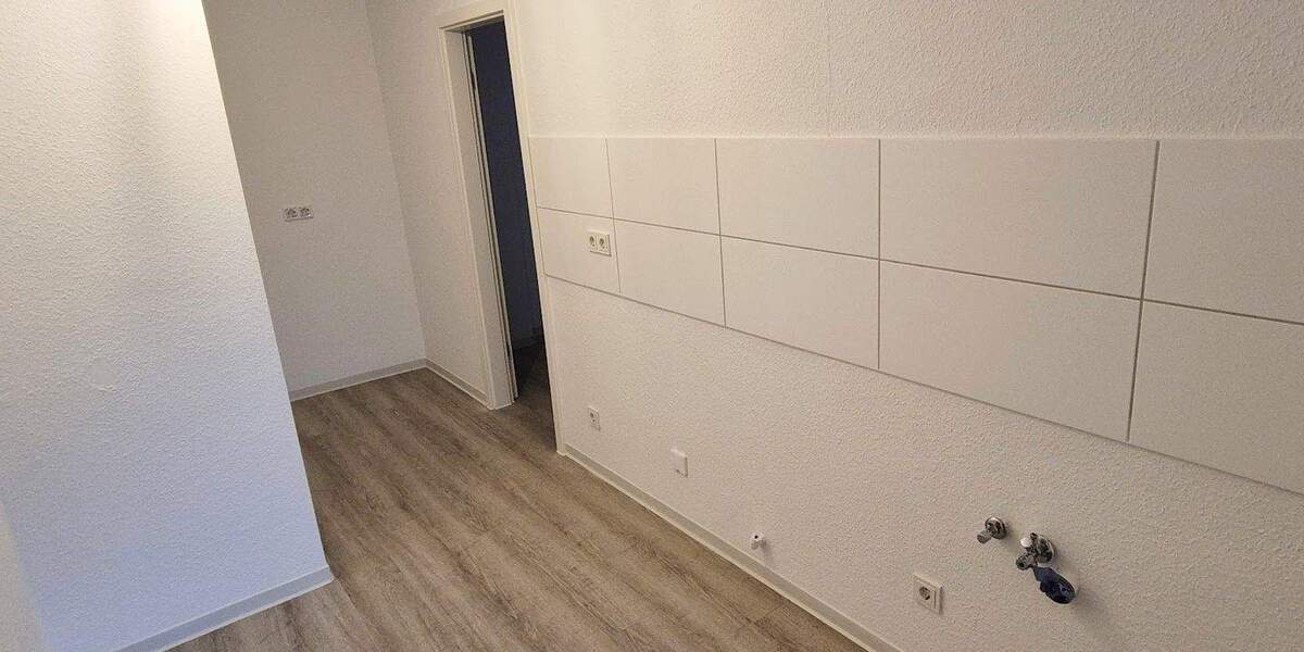 *Freiraum genießen - modernisierte 2-Zimmer-Wohnung* Tageslichtbad mit Wanne + Balkon + Aufzug 2 zimmer