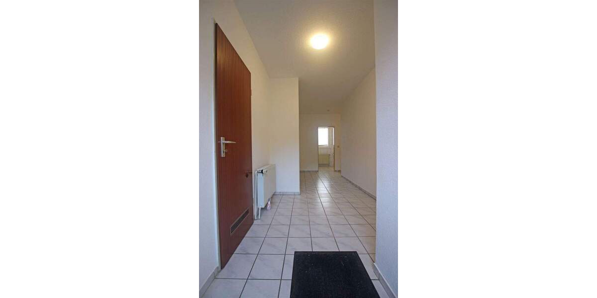 * Komfortable 2-Zimmer-Wohnung * Terrasse * Duschbad * EBK * Pkw-Stellplatz u.a.m. 2 zimmer