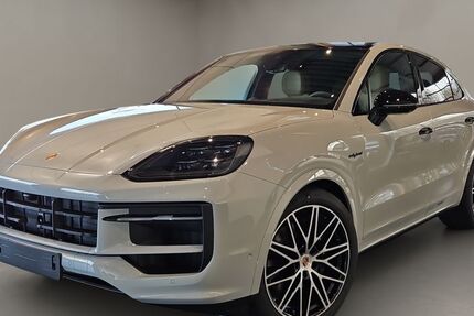 Porsche Cayenne 8.900 km 126.900 &euro; Aachen 52068
