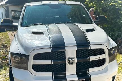 Dodge RAM 176.894 km 31.900 € Limbach 74838