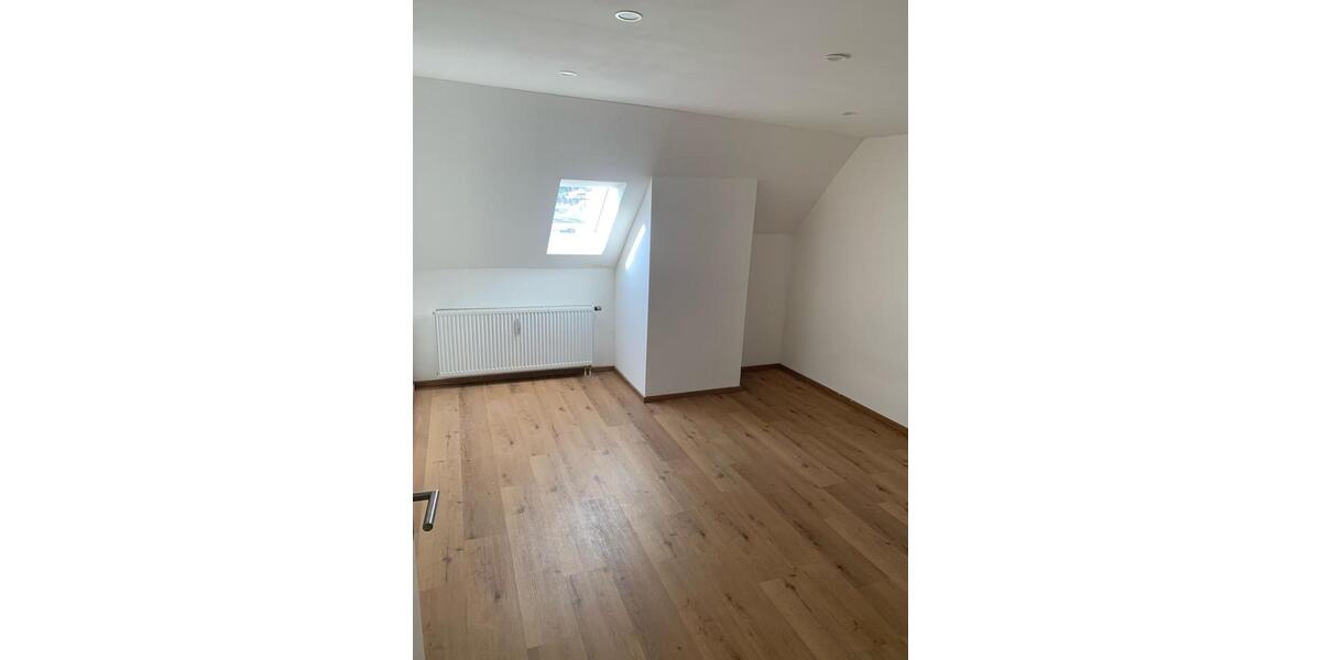 Etagenwohnung Mauern - 3 Zimmer, 70 m&sup2;, 1.300&euro; | Angebot:24765848