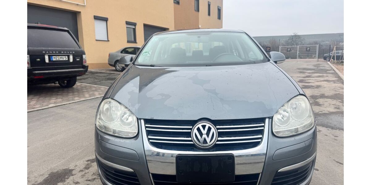 VW Jetta 144.450 km 4.999 &euro; Oppenheim 55276