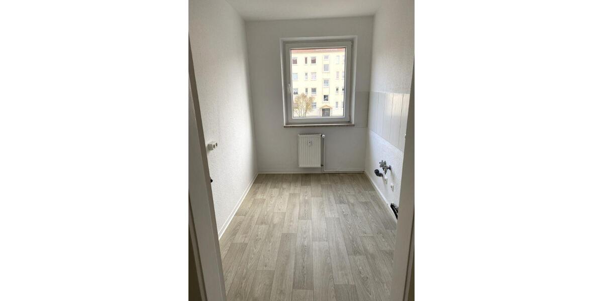 Etagenwohnung Aschersleben - 3 Zimmer, 62 m&sup2;, 312&euro; | Angebot:26344563