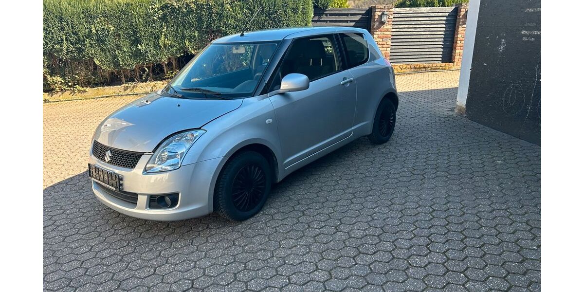 Suzuki Swift 170.512 km 3.299 &euro; Kreuzau 52372