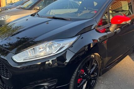 Ford Fiesta 95.000 km 7.400 &euro; Kaufungen 34260