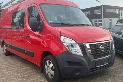 Nissan NV400