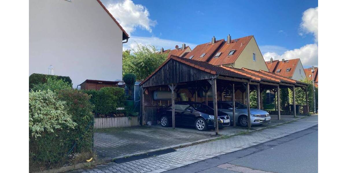 Verkauf von 2 Haushälften mit 3 Wohneinheiten in Gaustritz zimmer